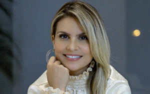 Aline barros