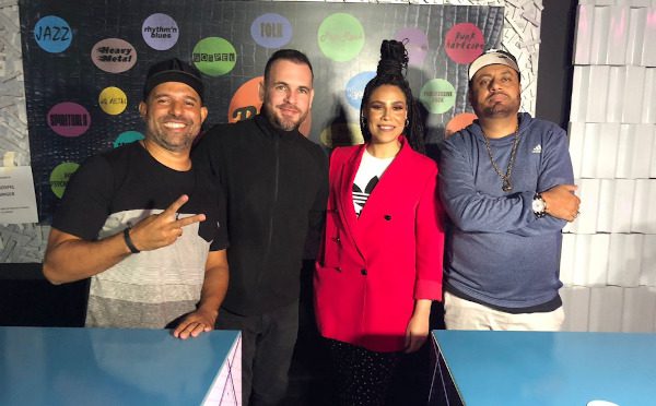 Na primeira eliminatória, os concorrentes foram avaliados por Alexandre Aposan, Paloma Possi, Dj Fjay e Nenel Lucena. Foto: Reprodução / Rede Gospel TV. 