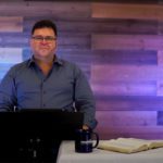 O pastor e professor de teologia Adrien Bausells. Foto: Reprodução / YouTube New Hope Reformed Church
