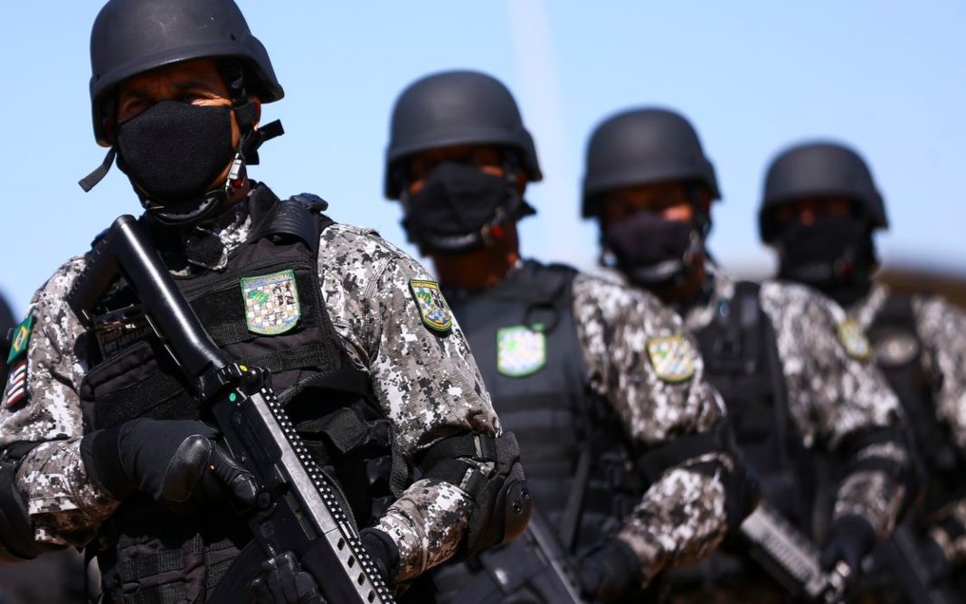 militares_doacoes_forca_nacional_imigrantes_Comunhão