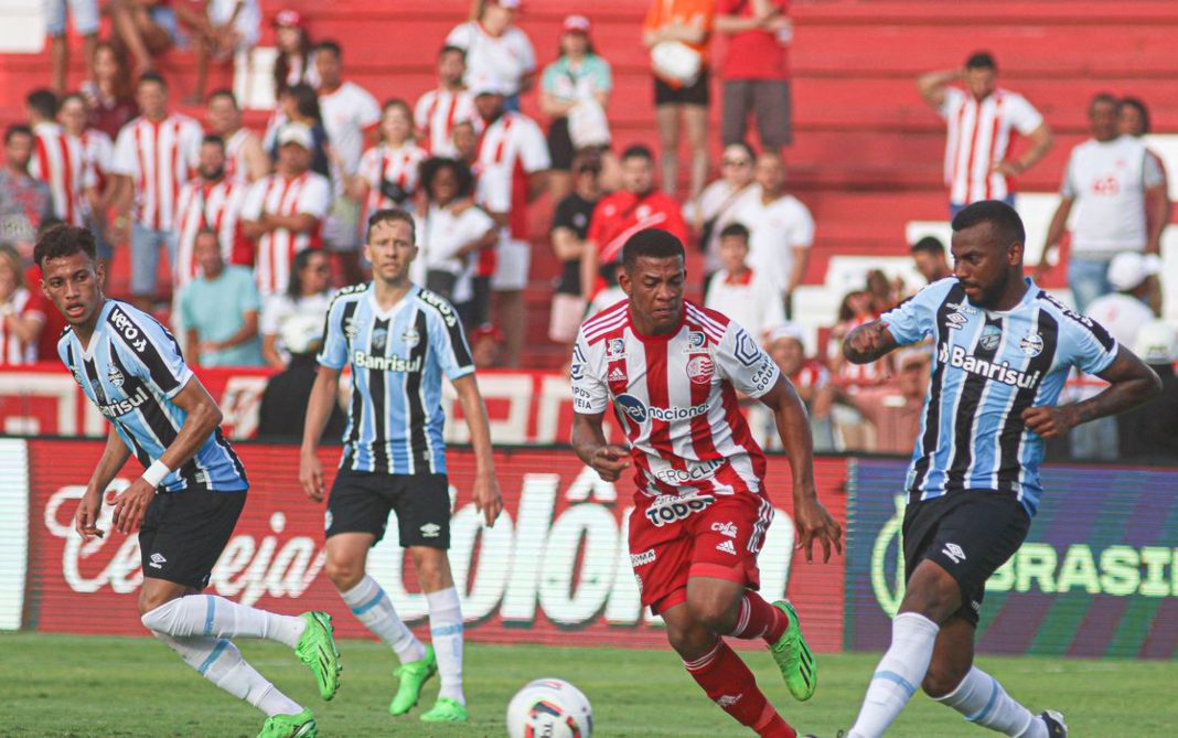 Grêmio garante retorno à Série A do Brasileiro - Foto: Tiago Caldas/CNC/Direitos Reservados