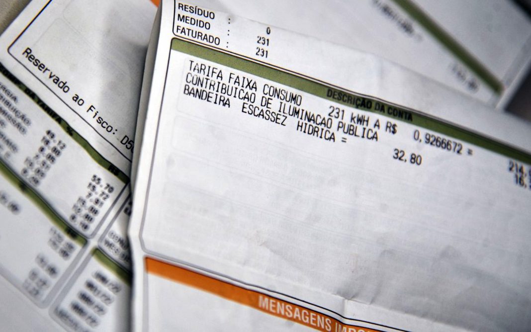 Aneel mantém bandeira verde em fevereiro, sem taxa adicional na conta de luz - Foto: Marcello Casal JrAgência Brasil