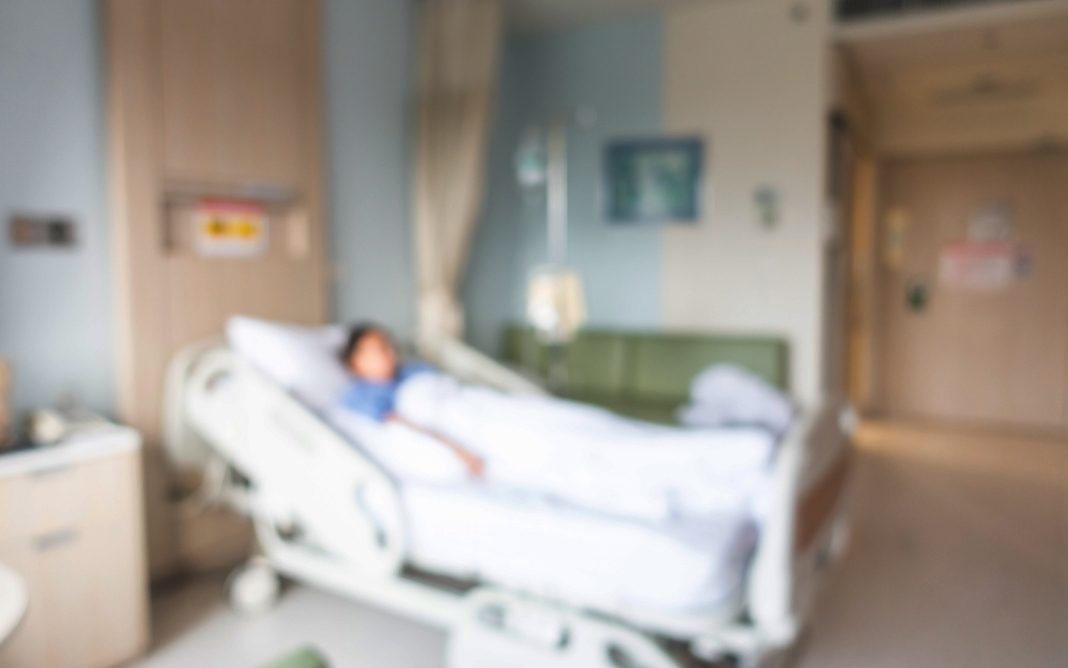 clinica-medica-uti-saude-esperando-cuidados