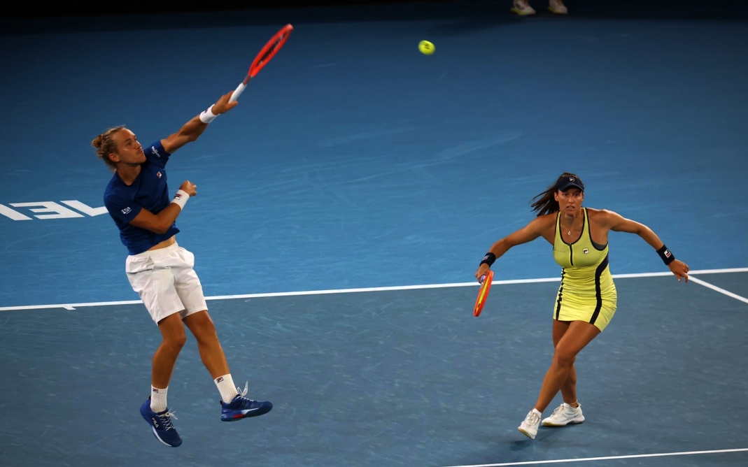 Rafael Matos e Luisa Stefani perdem invencibilidade de 9 jogos nas quartas em Roland Garros - Foto: Tennis Australia