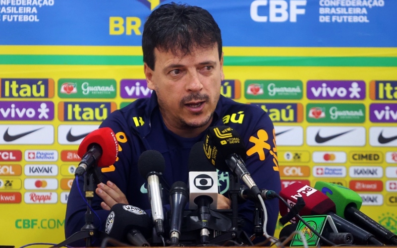 Diniz elogia Tite e prega pés no chão na seleção após 5 a 1: 'Euforia é só da torcida' - Foto: Vitor Silva /CBF