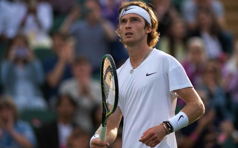Rublev elimina Humbert e enfrenta algoz de Alcaraz na semifinal do Masters 1000 de Xangai - Foto: Reprodução Instagram / @andreyrublev