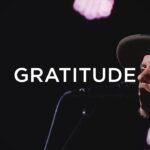 Miniatura do vídeo: Gratitude – Brandon Lake | Moment