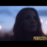 Miniatura do vídeo: Rachael Lampa – Perfectly Loved (Official Lyric Video) featuring TOBYMAC