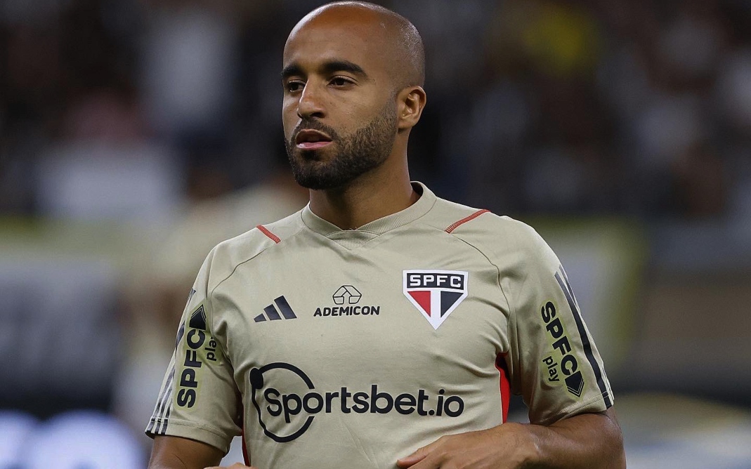 Presidente do São Paulo diz estar otimista para renovar com Lucas Moura - Foto: Reprodução Twitter São Paulo FC / @SaoPauloFC - Rubens Chiri / saopaulofc