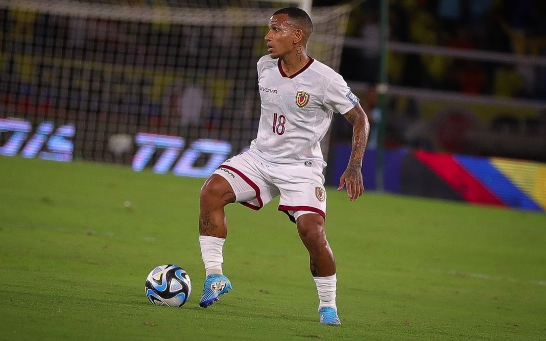 Santos anuncia meia Otero, 6º reforço para a temporada 2024 - Foto: Reprodução Instagram / @scorpionotero80
