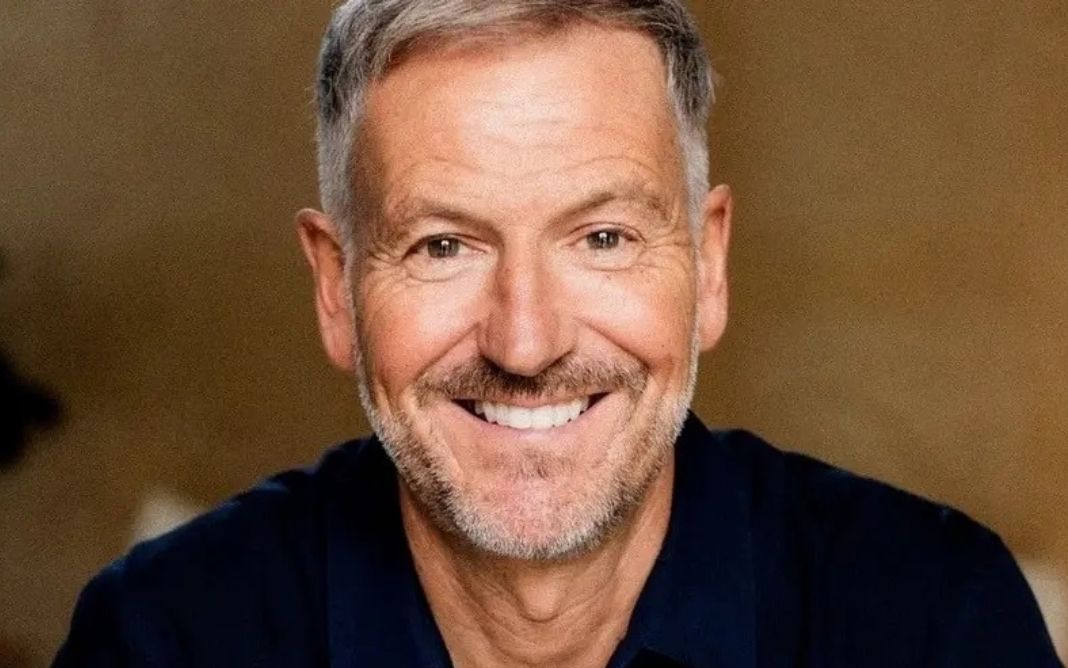 Livro De John Bevere Re ne 50 Devocionais Para Uma F Forte