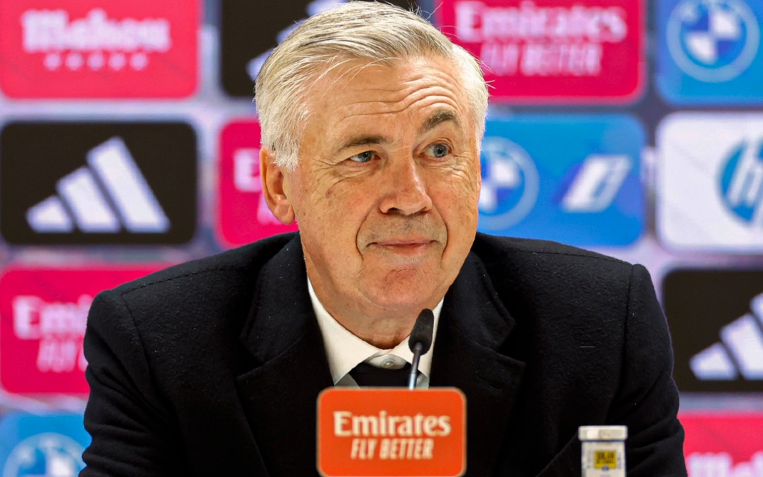 Ancelotti vê duelo sem favoritos em jogo com City: 'Se quiser o título, tem que ganhar deles' - Foto: Reprodução Twitter Real Madrid C.F. - @realmadrid
