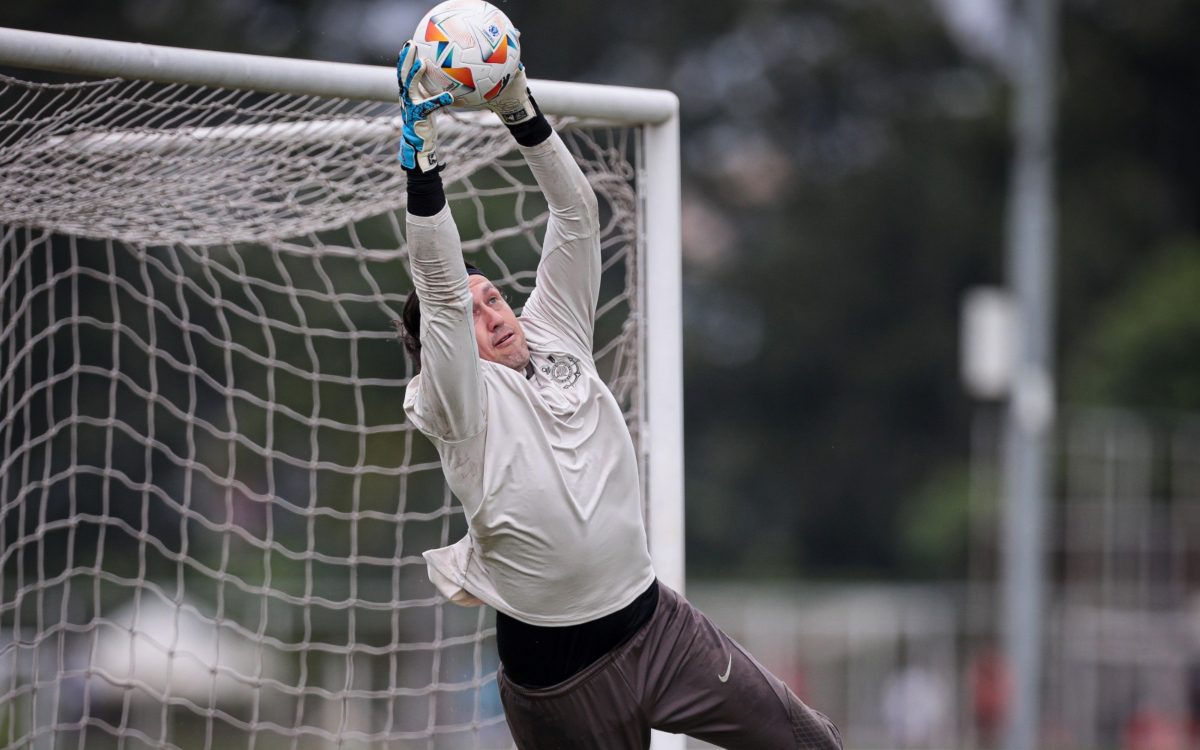 Com foco na parte tática, Corinthians treina no domingo de Páscoa visando a Sul-Americana - Foto: Reprodução Twitter @Corinthians - Rodrigo Coca