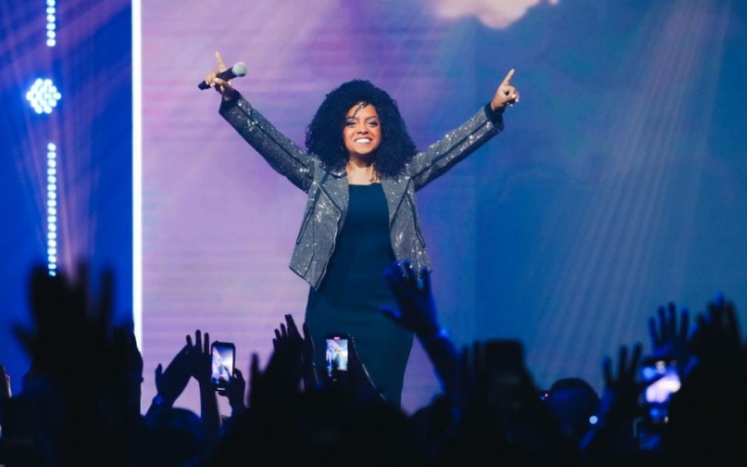 Kemilly Santos grava o seu primeiro DVD Ao Vivo