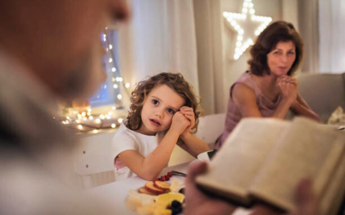 Família em noite de Natal. Foto: Reprodução.