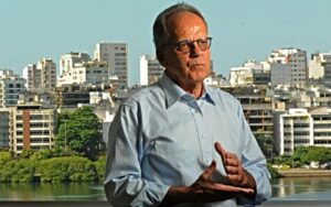Evangélicos seguirão em crescimento no país? Confira as projeções José Eustáquio Diniz Alves estuda há décadas as mudanças no perfil religioso do Brasil.