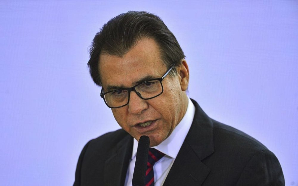 Ministro alerta para risco à proteção social e aguarda decisões do STF sobre a questão. O ministro do Trabalho e Emprego,. Foto: Marcelo Camargo/Agência Brasil