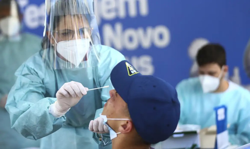 Boletim InfoGripe da Fiocruz revela Covid-19 como principal causa de óbitos por SRAG nas últimas 4 semanas - Foto: Marcelo Camargo/Agência Brasil