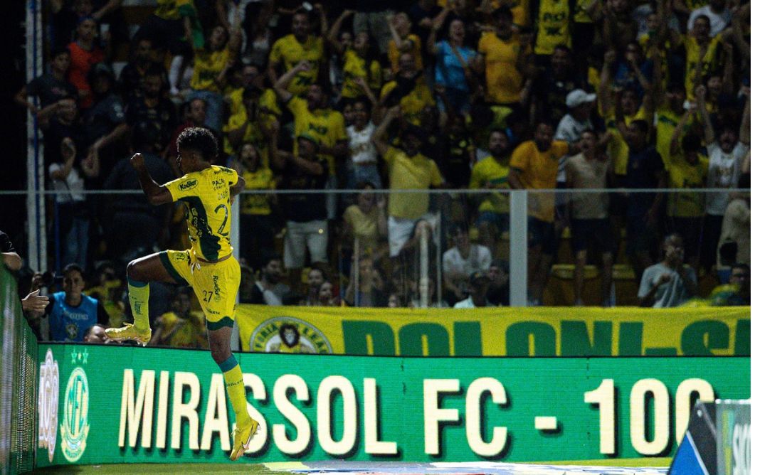 Derrota do Palmeiras para o Mirassol por 2 a 1 embola a briga pelo título do Brasileirão com o Flamengo - JP Pinheiro/Agência Mirassol/@mirassolfc