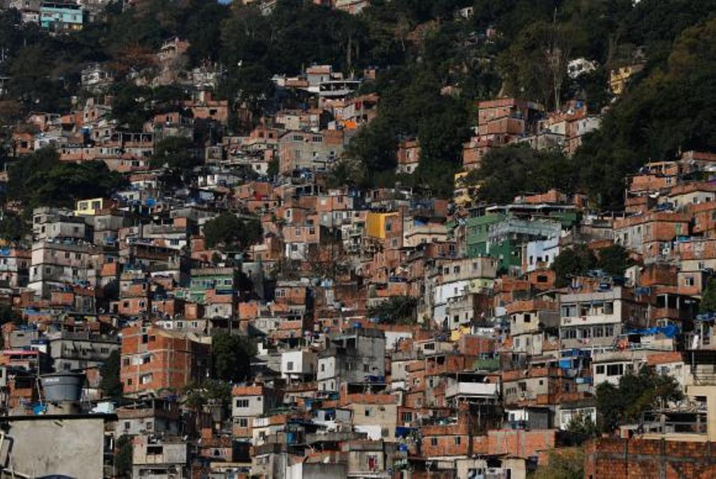 Censo 2022 do IBGE mostra que 3,1 milhões de moradores de favelas não têm acesso a veículos essenciais - Foto: Fernando Frazão/Agência Brasil