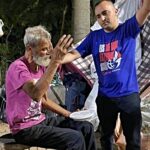 Grupo distribui mais de 100 marmitas a moradores de rua