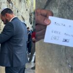 Eduardo Bolsonaro exibe pedido de libertação do pai, deixado no Muro das Lamentações