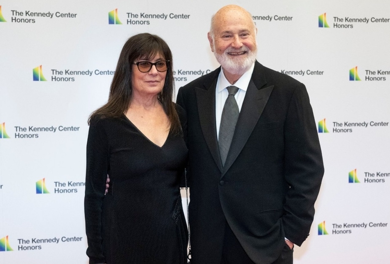 Filho de Rob Reiner, Nick, 32, é preso em Los Angeles suspeito de assassinar os pais, Rob Reiner e Michele Singer - Foto: @holaags