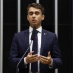 Deputados e senadores autorizados a visitar ex-presidente Bolsonaro na penitenciária.