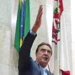 Vereador Adilson Amadeu assume cadeira na Câmara Municipal de São Paulo após licença.