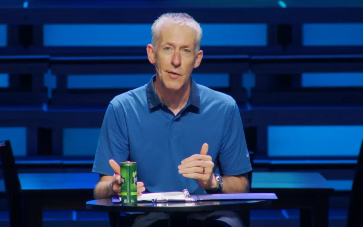 Pastor Rod Loy se afasta de suas funções após denúncia de abuso sexual por 20 anos.