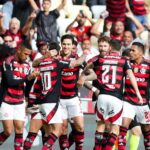 Flamengo sofre com desempenho instável e desgaste físico no início da temporada de 2026.