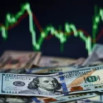 Dólar recua com ajuste global e sinais do Fed, enquanto real ganha força