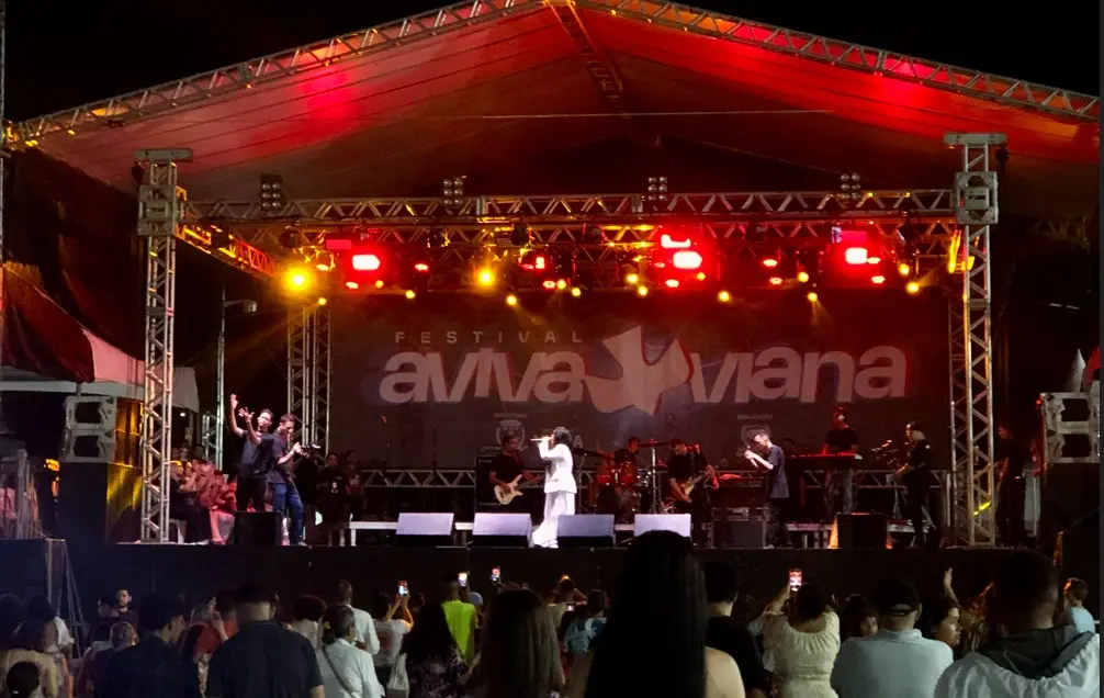 Aviva Viana wraps up the 16th edition with shows.