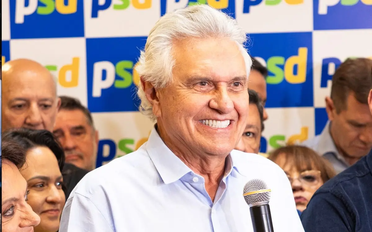Ronaldo Caiado, candidato à presidência, fala sobre indulto a Jair Bolsonaro.