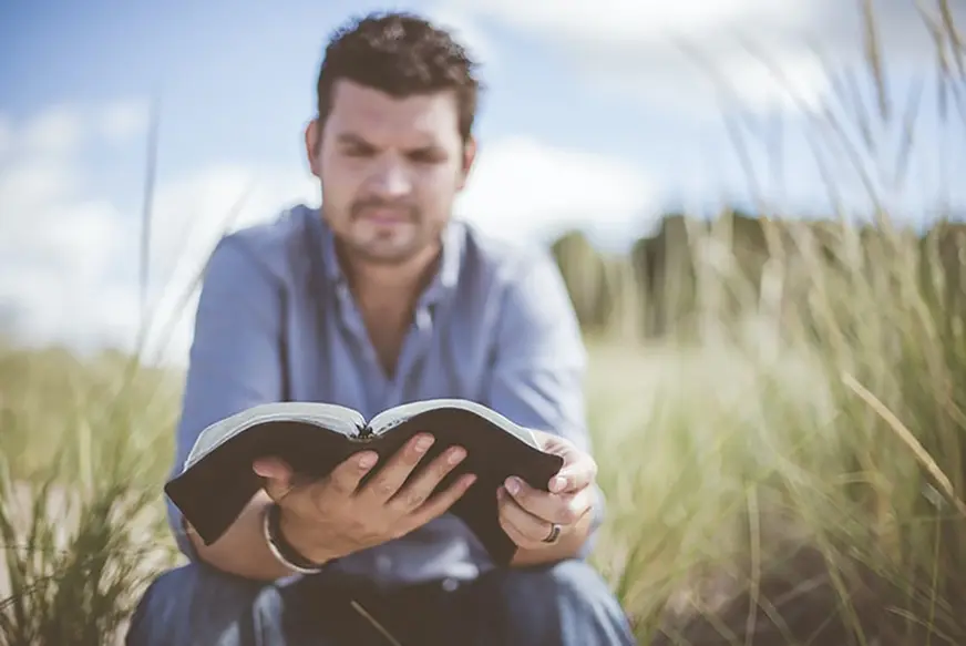 Pastor preaches the entire Bible in 96 hours.