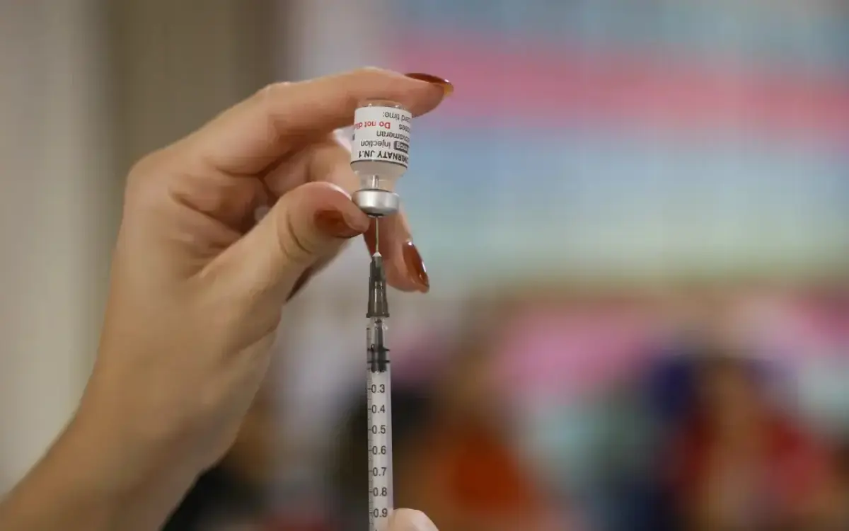 Estudo revela redução da prevalência de HPV entre jovens vacinados no Brasil.