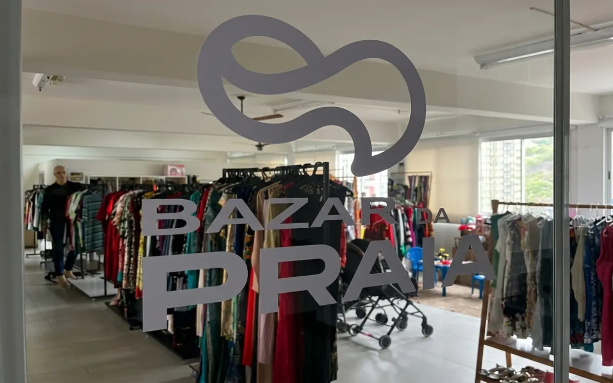 Bazaar that helps children gains a giant store in Vitória.