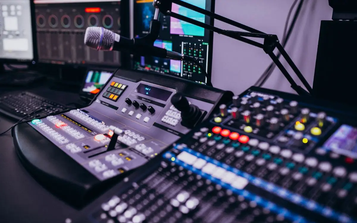 National Radio Day celebrates the transformative role of evangelical radios.