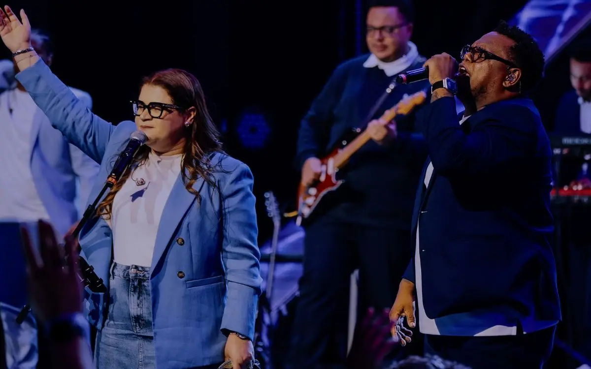 Marcados lança música com Midian Lima e relatam resistência da igreja